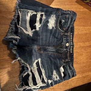 like new women’s American Eagle shorts size 6